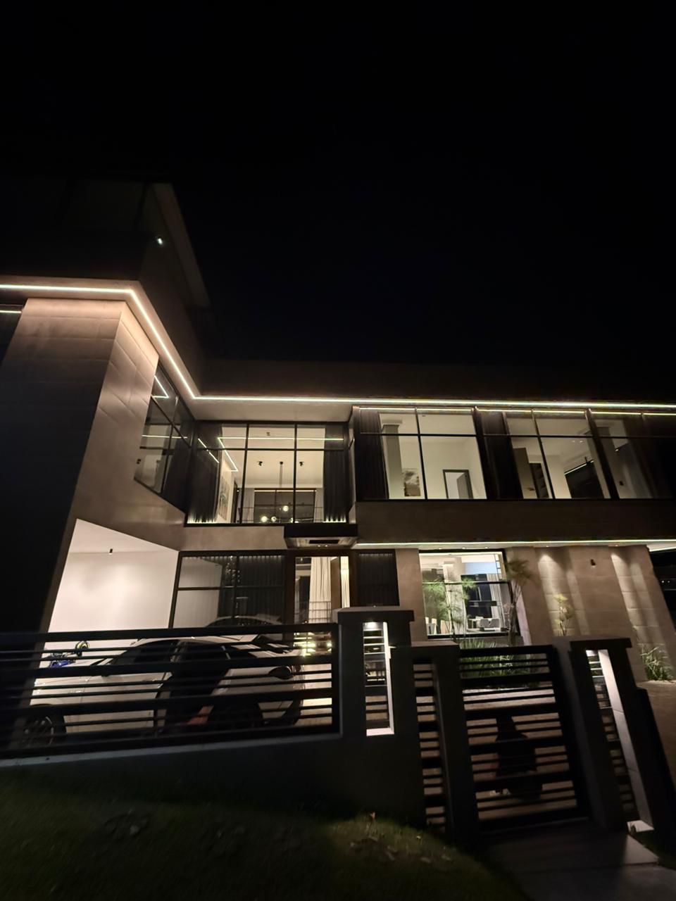 Mansión de Lujo en Las Palmas: Piscina, Gimnasio y Vistas Panorámicas — Las Palmas, Envigado